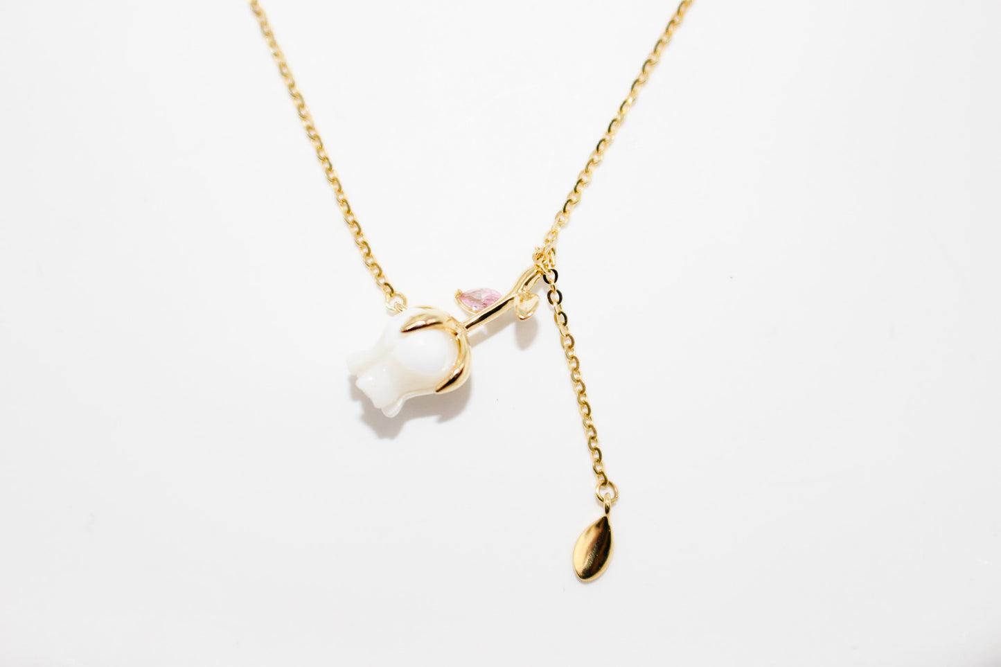Rose Shell Necklace
