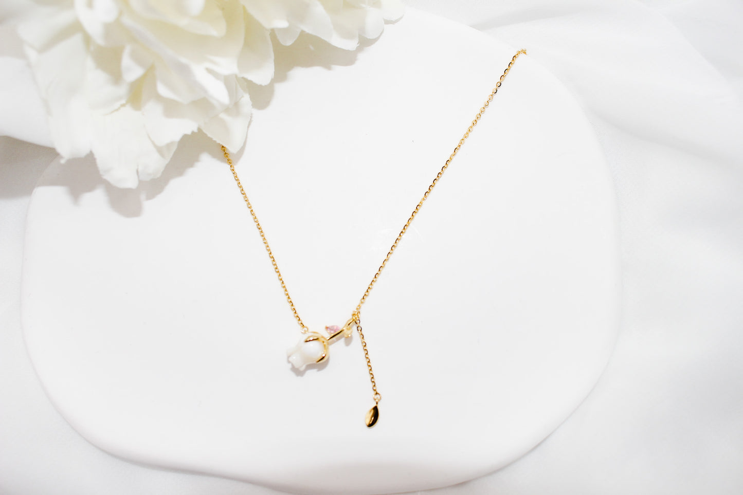 Rose Shell Necklace