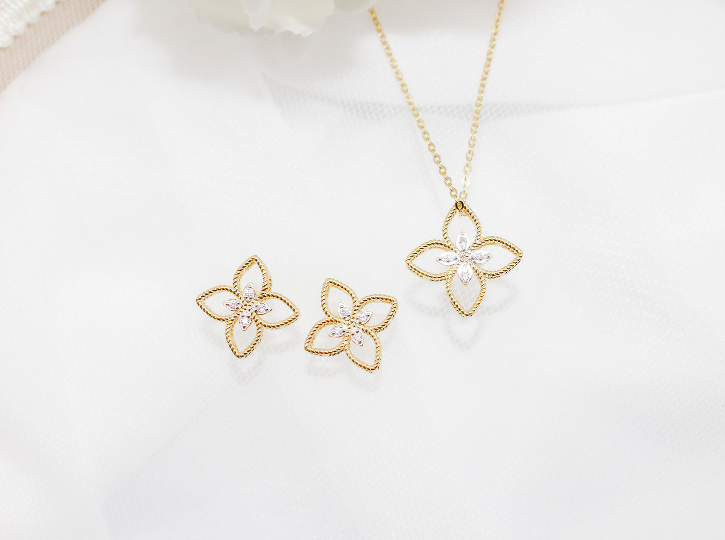 Gold Charm Jewelry Set