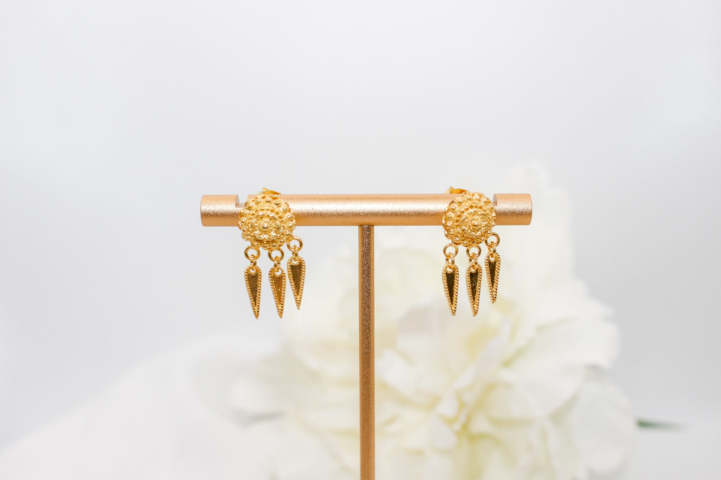 Gold Dangle Set