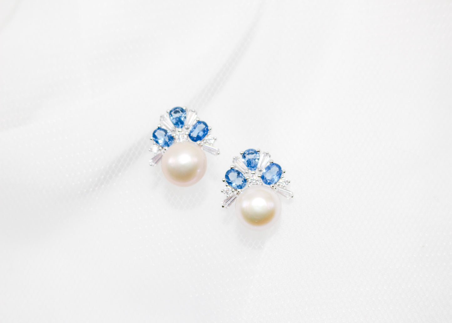 Blue Zircon and Pearl Jewelry Set