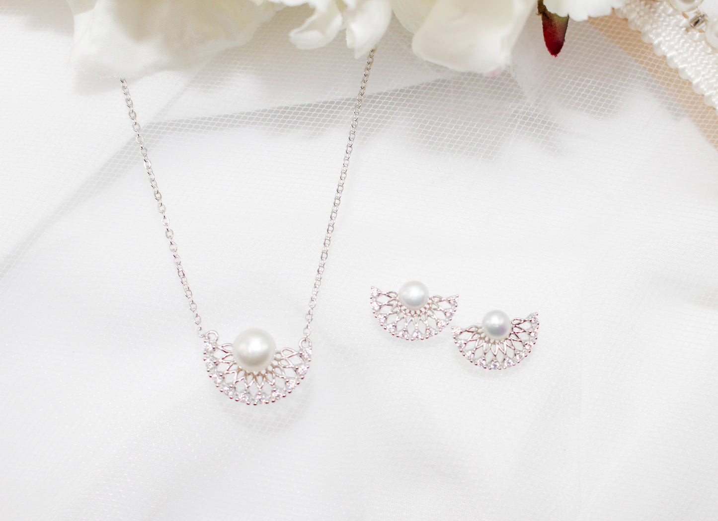Pearl Fan Jewelry Set