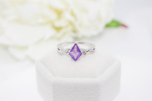 Amethyst Kite RIng