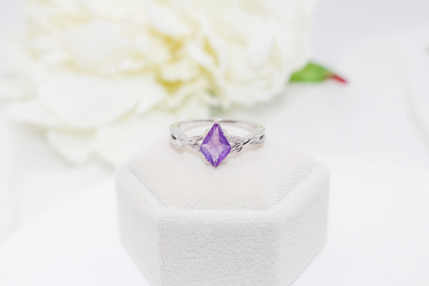 Amethyst Kite RIng