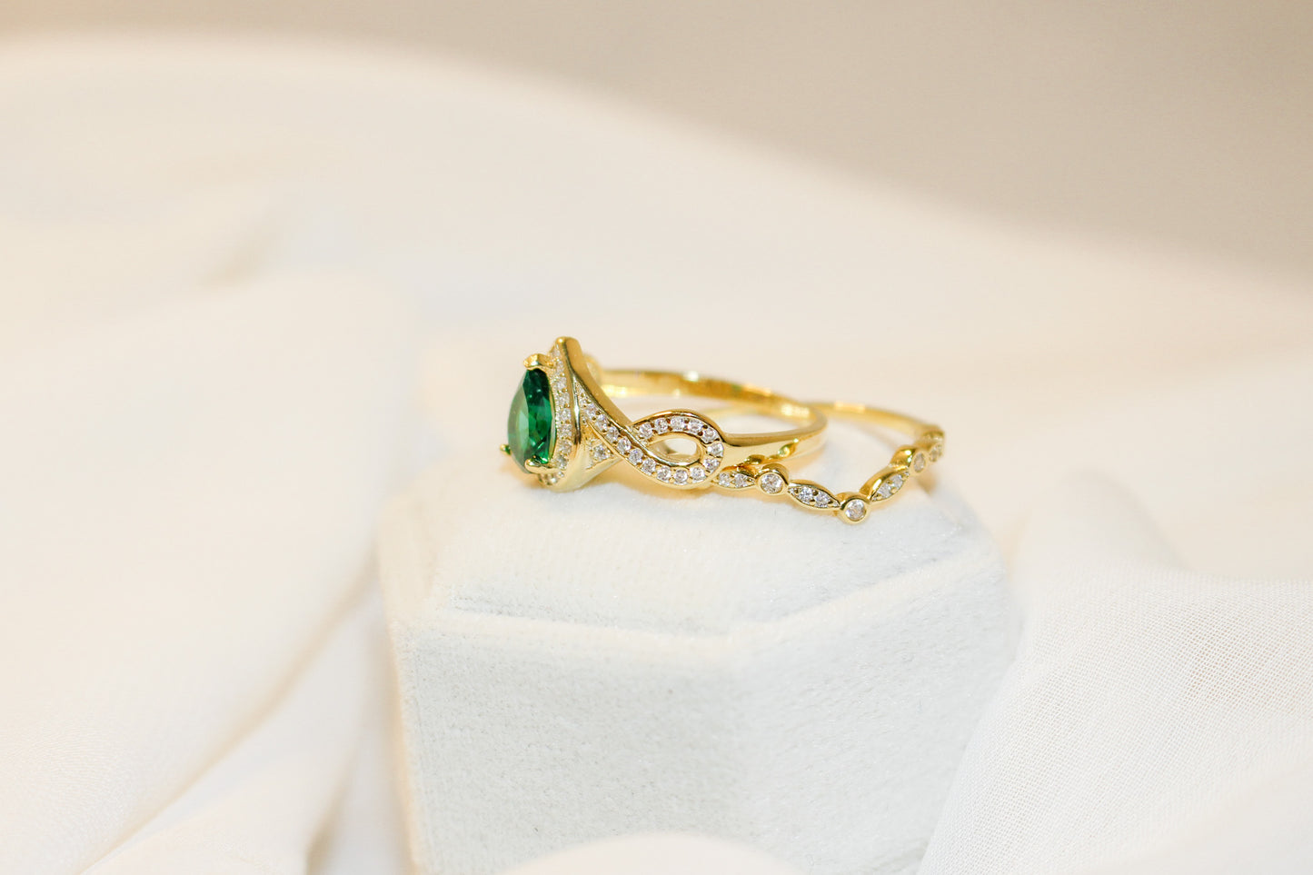 Emerald Ring Set