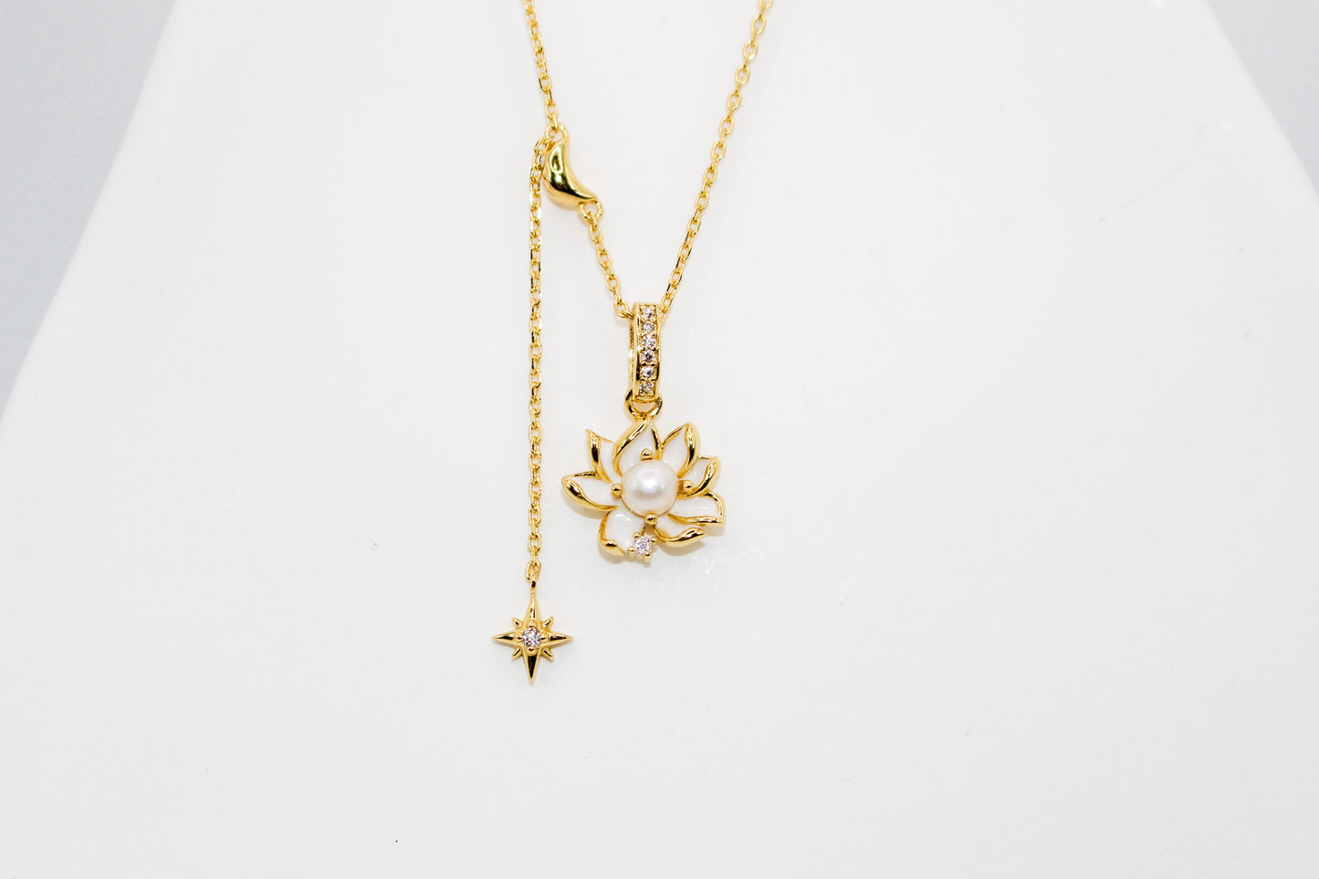 Pearl Flower Necklace