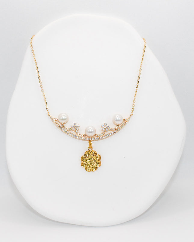 Pearl and Elephant Print Necklace