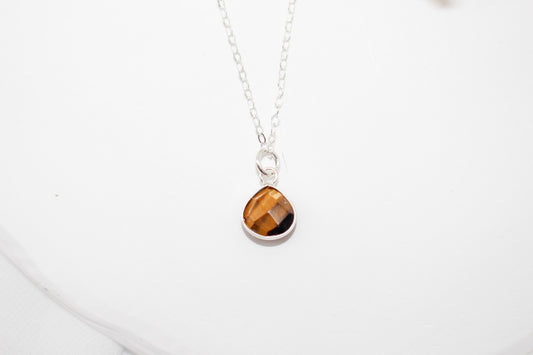 Dainty Tiger Eye Necklace