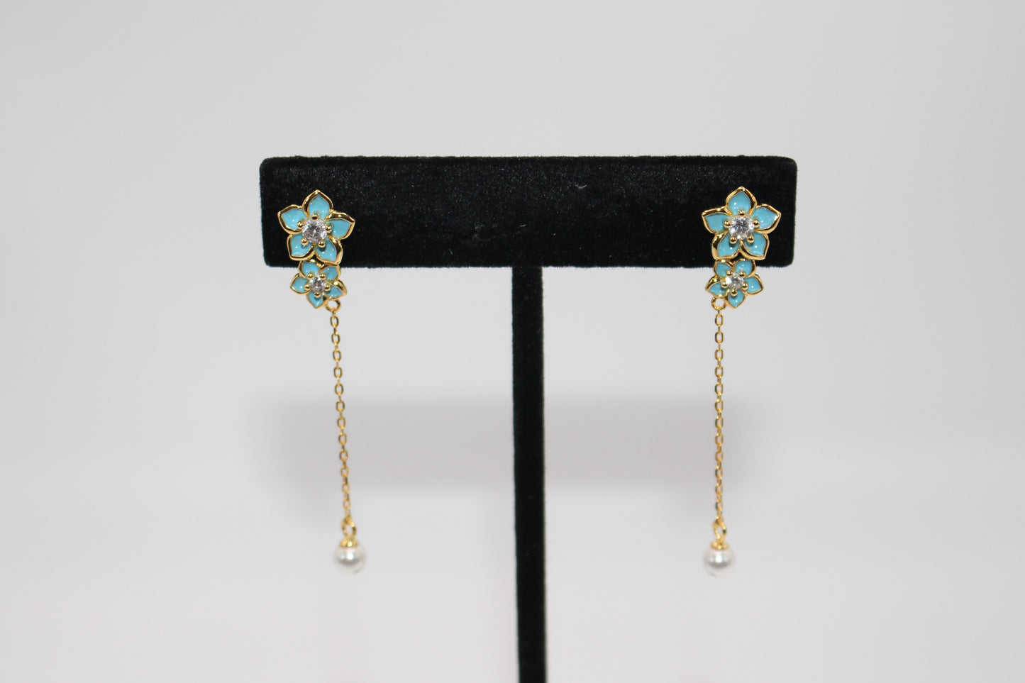 Flower Pearl Dangle Earrings