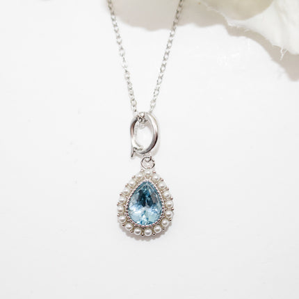Blue Topaz and Pearl Jewelry Set