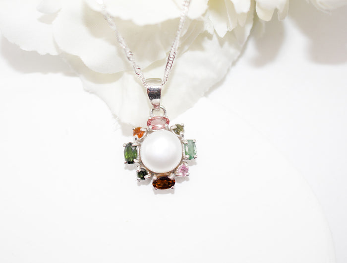 <h1>The world in gemstones</h1>